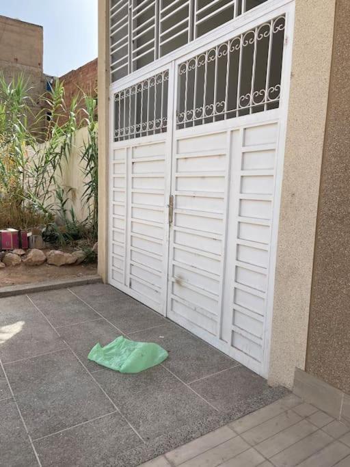 Lovely Near Super Market Parking Wifi Ac Apartment